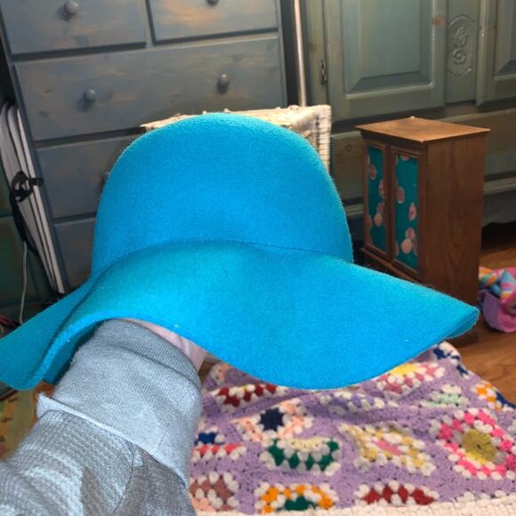 VINTAGE UNWORN BOHO TURQUOISE 100% WOOL FLOPPY HAT - Picture 3 of 6
